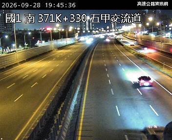 2026-09-28 19:32:00 國道1號北向370.4km=>370.4km 故障車 附近歷史影像-5