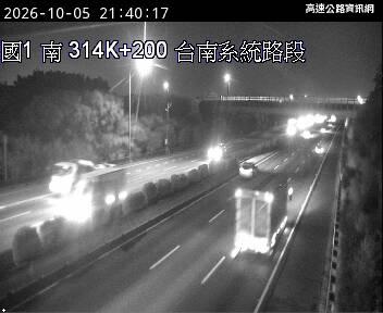 2026-10-05 21:35:00 國道1號北向315km=>315km 故障車 附近歷史影像-1