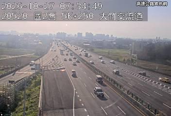 2026-10-27 07:29:00 國道2號西向3.7km=>3.7km 事故 附近歷史影像-4